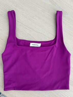 Babaton Magenta Square-Neck Crop Tank